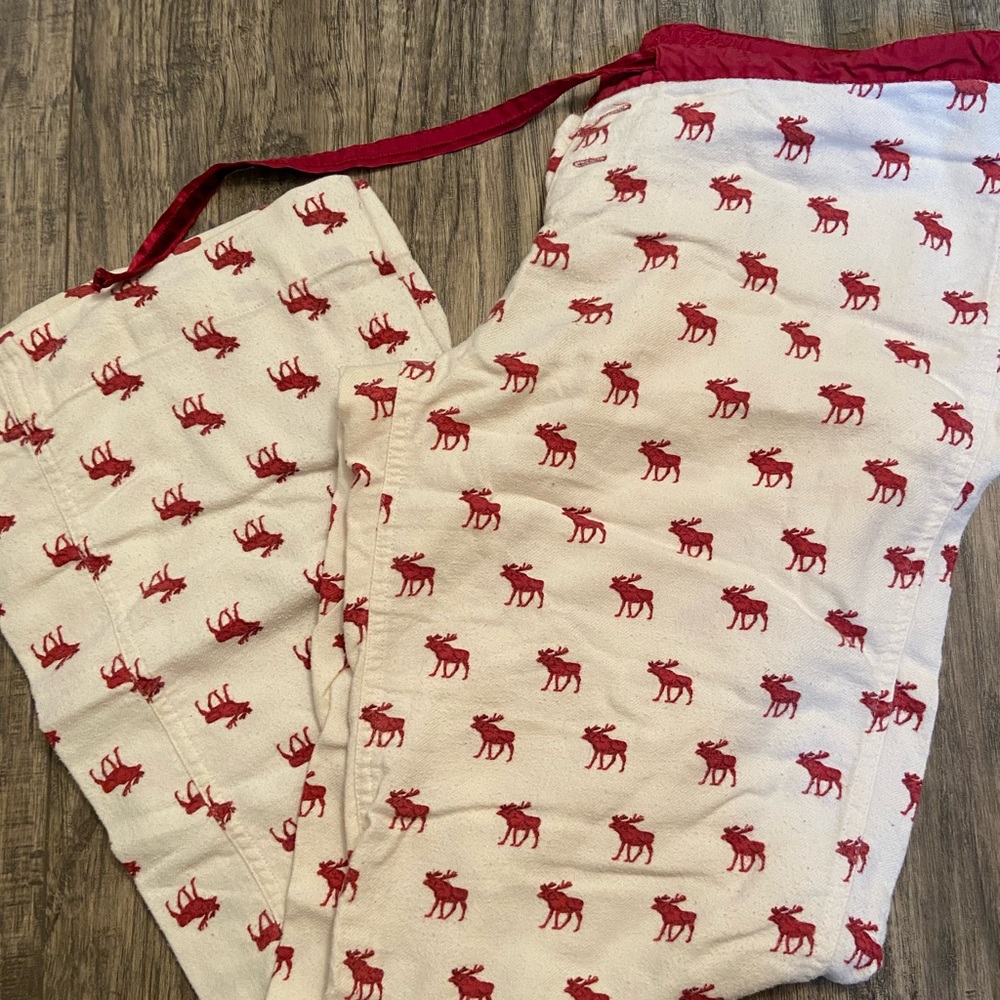 Abercrombie & Fitch Moose Pajama Pants